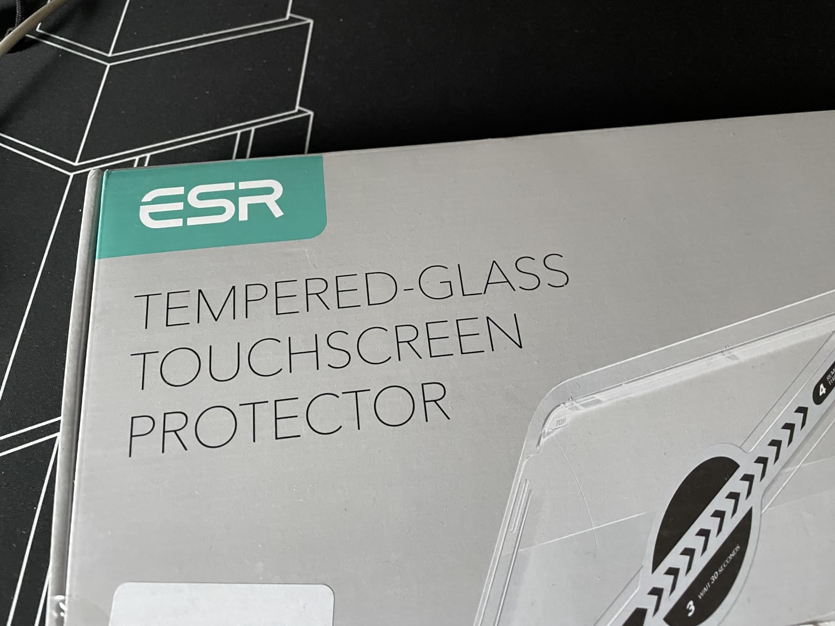ESR Protecteur D'écran en Verre Trempé pour Tesla Model 3/Y, Kit avec  Protecteur D